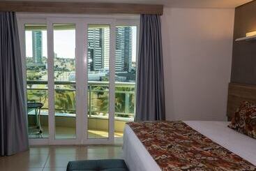 Отель Grand Park