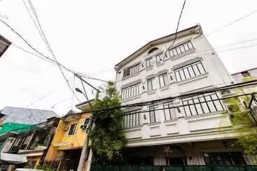 Hotel Makati Riverside Inn