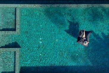 בית מלון כפרי U Pattaya