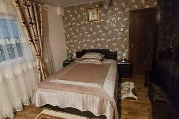 بنسيون Casa Alex