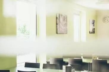 ユースホステル Karlingerhaus