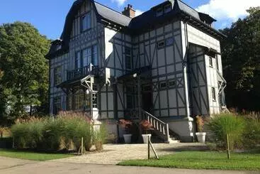 ベッドアンドブレックファースト Domaine Des Bruyères