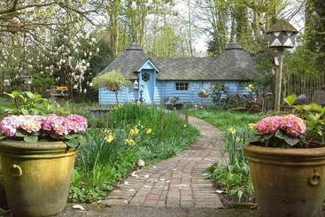 مبيت وإفطار Pieni Talo