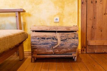 بنسيون Kandaphery Guest Houses