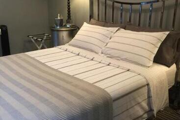 مبيت وإفطار Chez Montiz