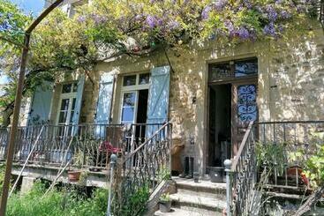 ベッドアンドブレックファースト Le Temps Serein