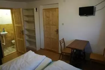 Aamiaismajoitus (B&B) U Dragouna