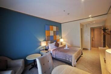 Yes Hotel Pandi Bulacan