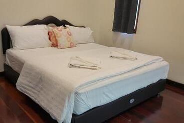 Ingaun Resort Kanchanaburi