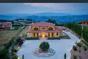 Aamiaismajoitus (B&B) Villa Panorama