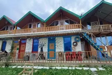 ペンション Enchanted Meadows Shangarh