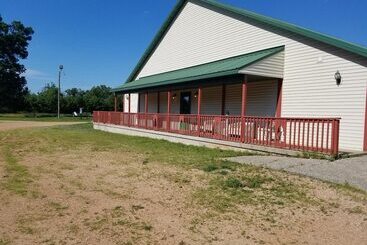 فندق Inn Of The Pines