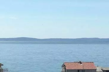 Apartments And Rooms Mladenka