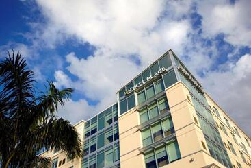 בית מלון כפרי Hyatt Place Miami Airport East