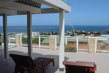 Pension On The Bay Guesthouse