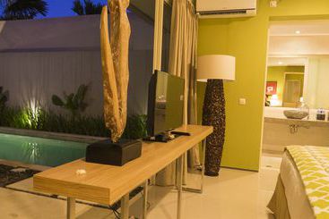 Tjendana Villas Nusa Dua