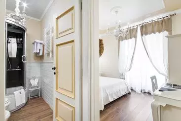تختخواب و صبحانه Lunaria Suites Rome Vaticano