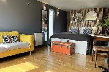 민박 Rockmount Rooms & Apartment