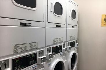 Drummond Apartments Services