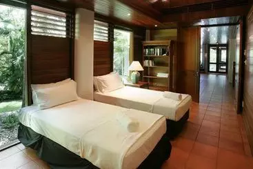 Hotel 17 Wharf Street