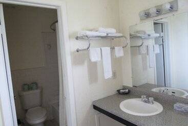 Motel Alvin Extended Stay