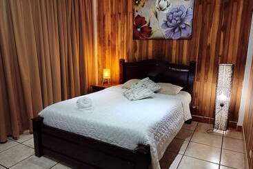 شقة فندقية Natural Pacific Suites