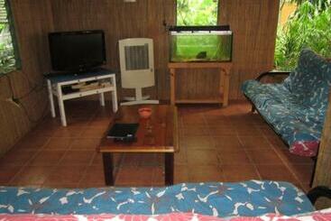 펜션 Arcadia Beach Guest House And Car Hire