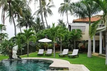 Resort Dolphin Beach Bali