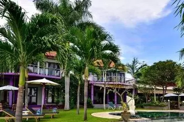 리조트 Dolphin Beach Bali