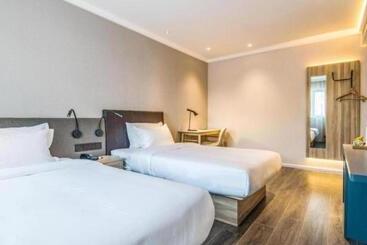 Hanting Premium Hotel Xi An Aerospace Metro Station