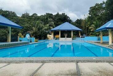 فندق Mjs Camp Site And Mountain Resort