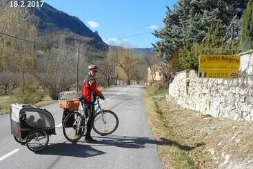 ペンション La Petite Bergerie In Drôme Provençale