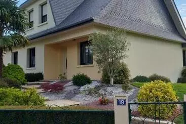 Aamiaismajoitus (B&B) 19,avenue John Kennedy