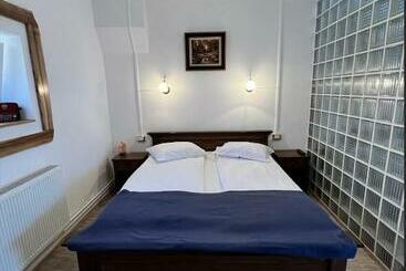 ベッドアンドブレックファースト Gasthaus Hundorf