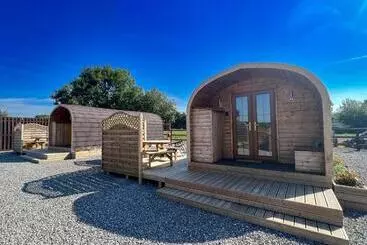 Bryn Glamping