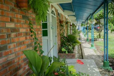 Hotel Club Campestre Manantial