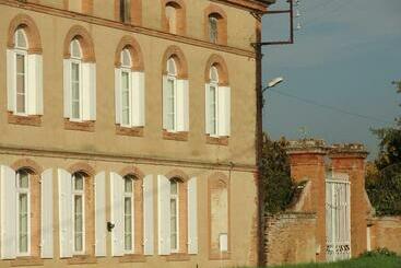 ペンション La Demeure De Labastide