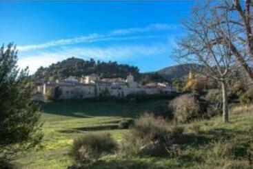 فندق صغير Gîte D étape De Vitrolles En Luberon