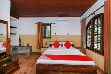 Pension  Sunny S Guest House And Resturant