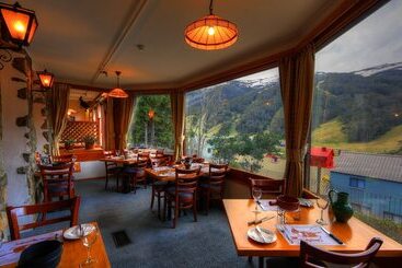 Пансион Candlelight Lodge