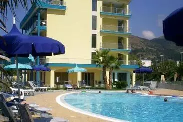 בית מלון כפרי Meridian