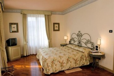 Romantik Hotel Relais Mirabella Iseo