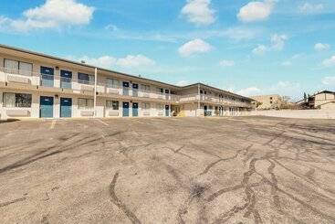 Motel 6 Austin, Tx   Airport   South