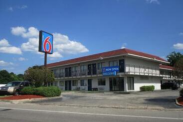 Motel 6meridian, Ms