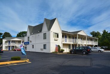 Motel 6southington, Ct  Hartford