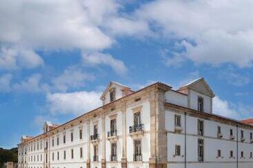 Montebelo Mosteiro de Alcobaça Historic