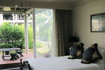 تختخواب و صبحانه The Buffalo Inn