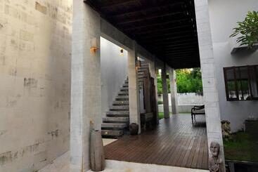 Шале Scene Estate