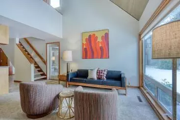 Hotel Mt View Condo 22 | Discover Sunriver
