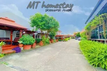 Motel โรงแรม Mt Homestay